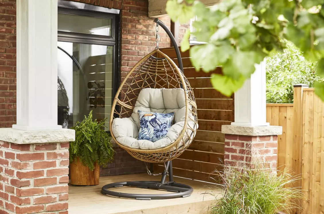 ćFurnitureććBSćAll Weather Single Outdoor Patio Egg Swing Chair w/ Stand(LIMITED QUANTITIES WHILE SUPPLIES LAST)