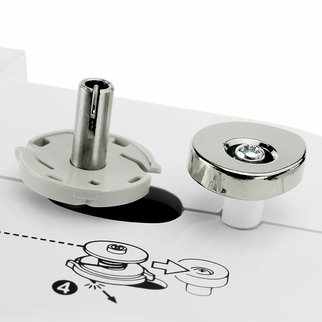 Bro Innov-ís NS80E Sewing Machine / Optional Distin Starter Sewing Package