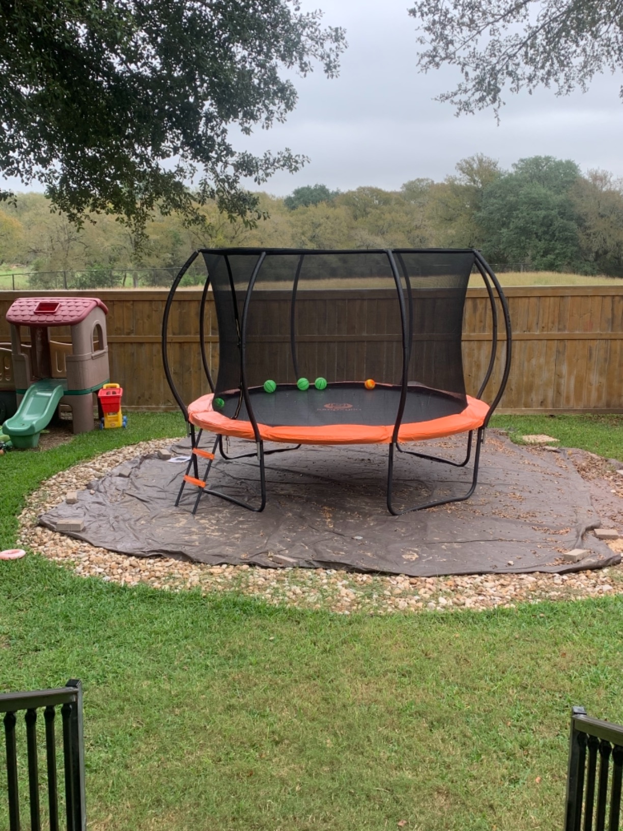 JUMPZYLLA Trampoline 8FT 10FT 12FT 14FT 15FT 16FT Trampoline with Enclosure - Recreational Trampolines with Ladder and AntiRust Coating, ASTM Approval Outdoor Trampoline for Kids