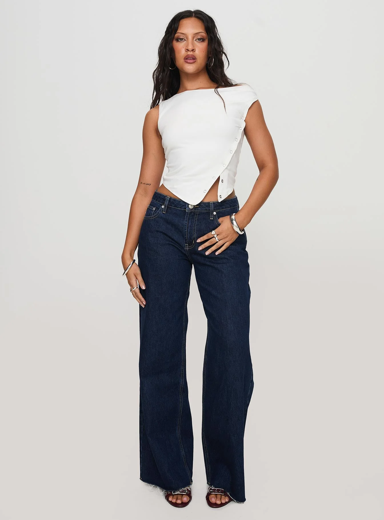 Darla Low Rise Straight Jean Dark Wash