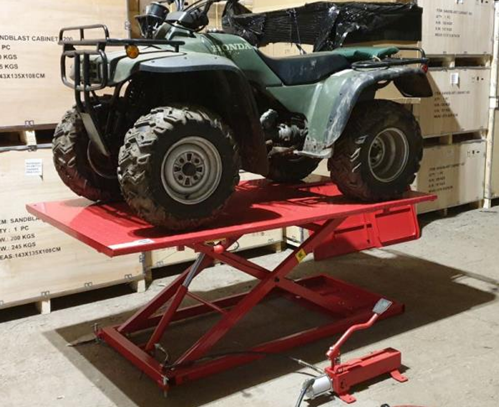 Quad Bike Bench Lift. Motorcycle Lift.Ride On Mower Bench Hydraulic Lift